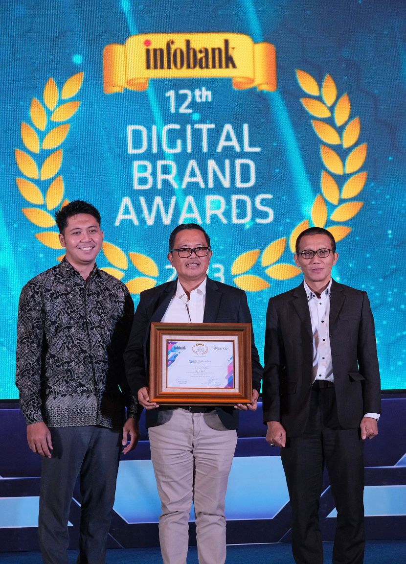 JRP Insurance Raih Penghargaan Digital Brand Awards 2023 dari Infobank