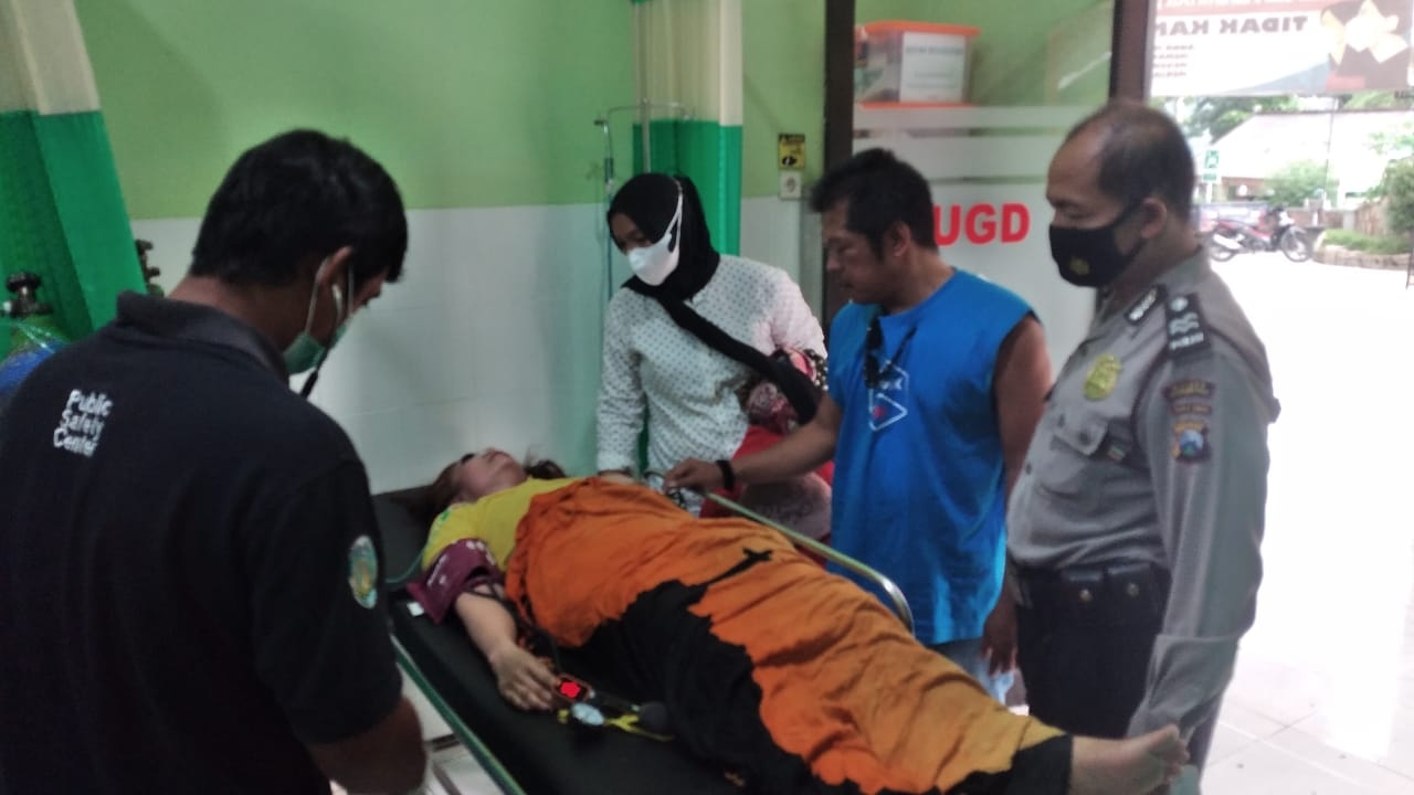 Laka tunggal sedan BMW X5 di TKP