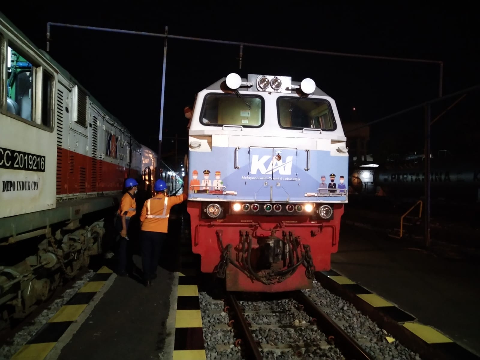 KA Mutiara Selatan relasi Surabaya Gubeng – Bandung