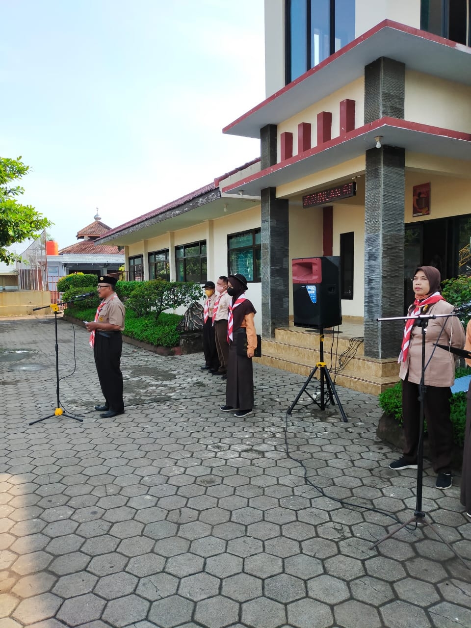 *Cinta Alam* :  Gugus Depan SMPN 1 Siman Gelar Persami