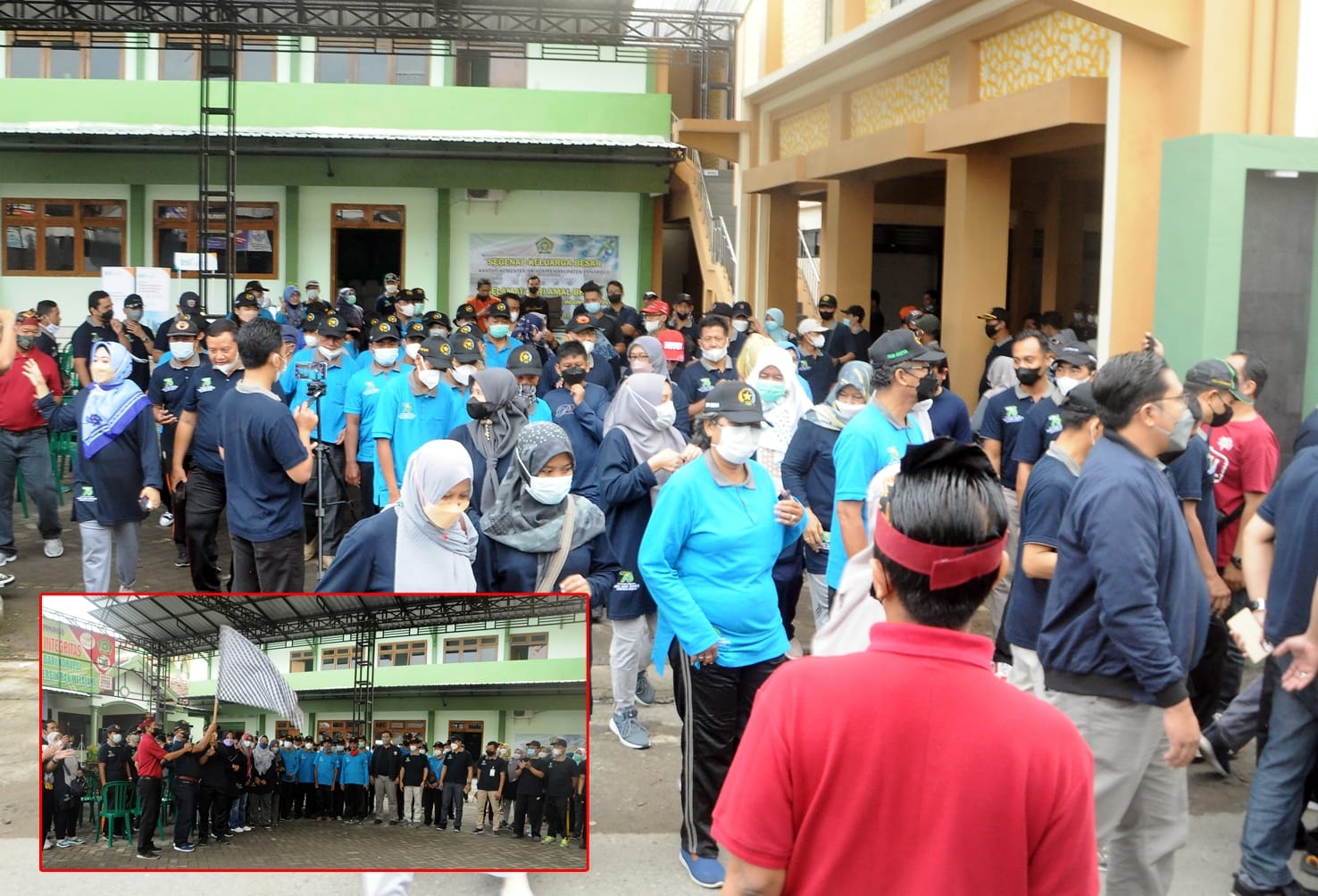 Kakan Kemenag Ponorogo 
 saat berangkatkan jalan santai kerukunan Umat Beragama