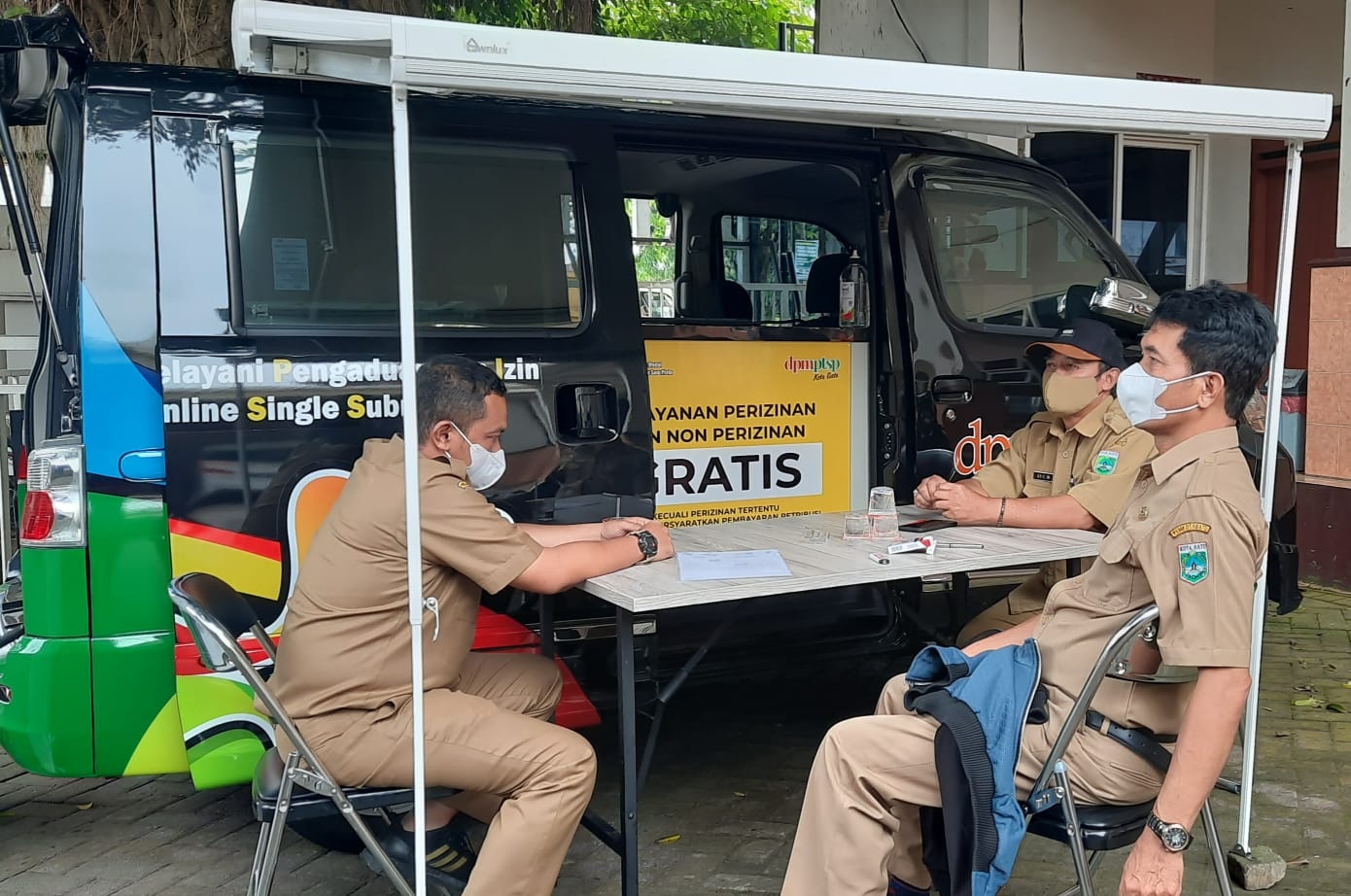 Pelayanan Mampirbos saat di Kantor Desa Pendem