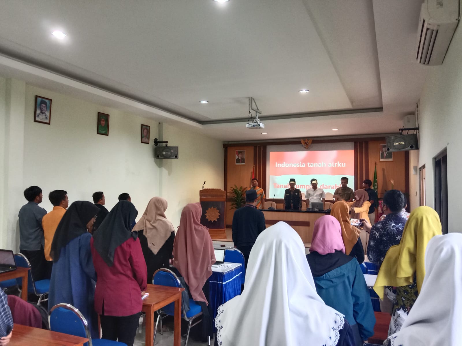 kegiatan pembekalan kepada tim media center pwmu.co